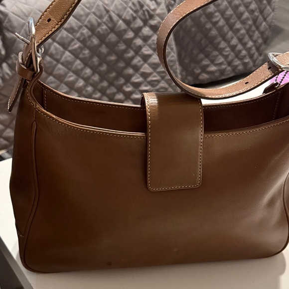 Coach Elegant Brown Leather Shoulder Bag The Coach Hamptons 7789 Hobo bag - Picture 4 of 14